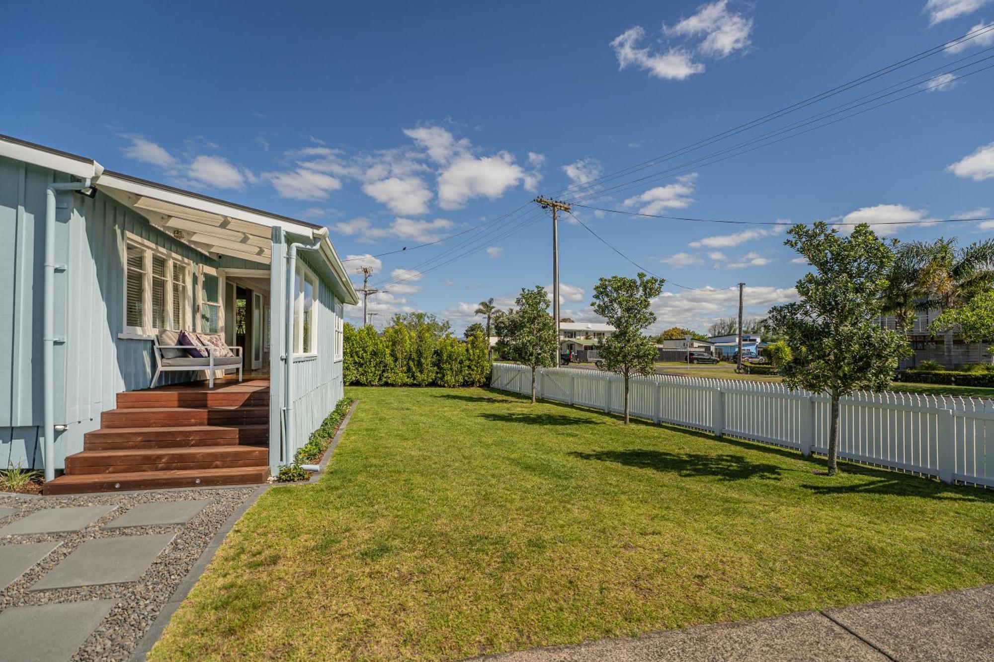 Blue Belle Cottage Whitianga Exterior foto