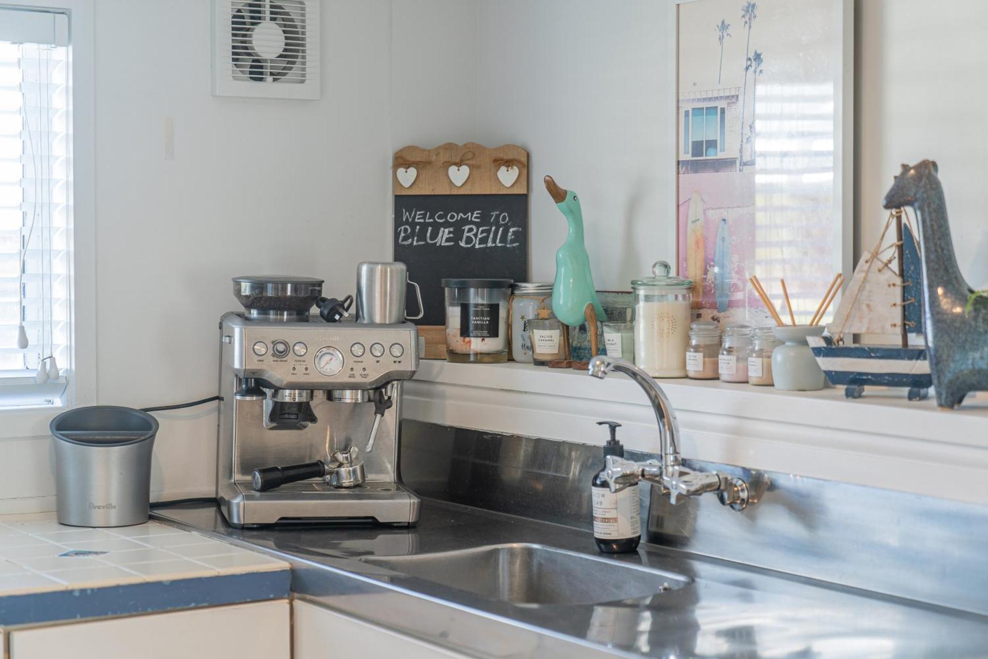 Blue Belle Cottage Whitianga Exterior foto